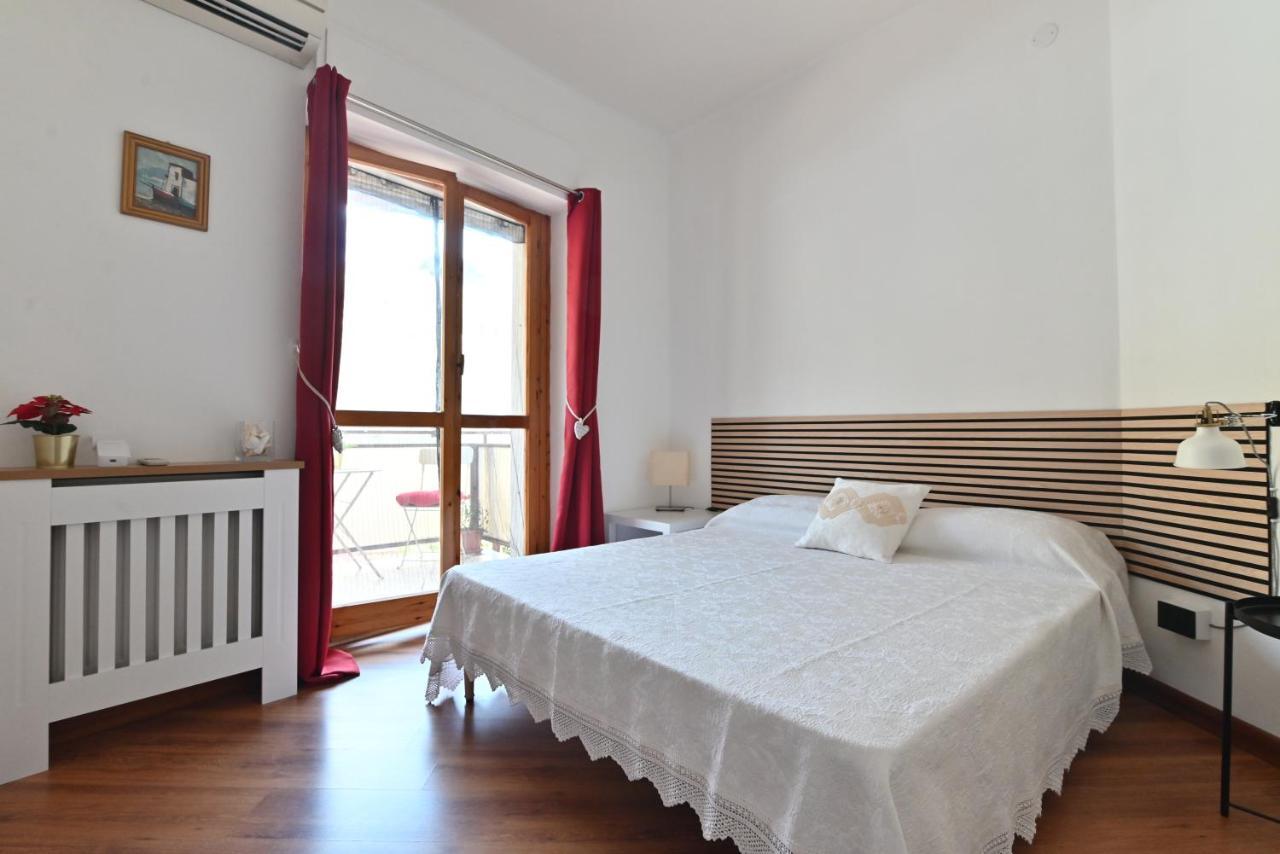 Artemis Kalaris Home Кальярі Екстер'єр фото